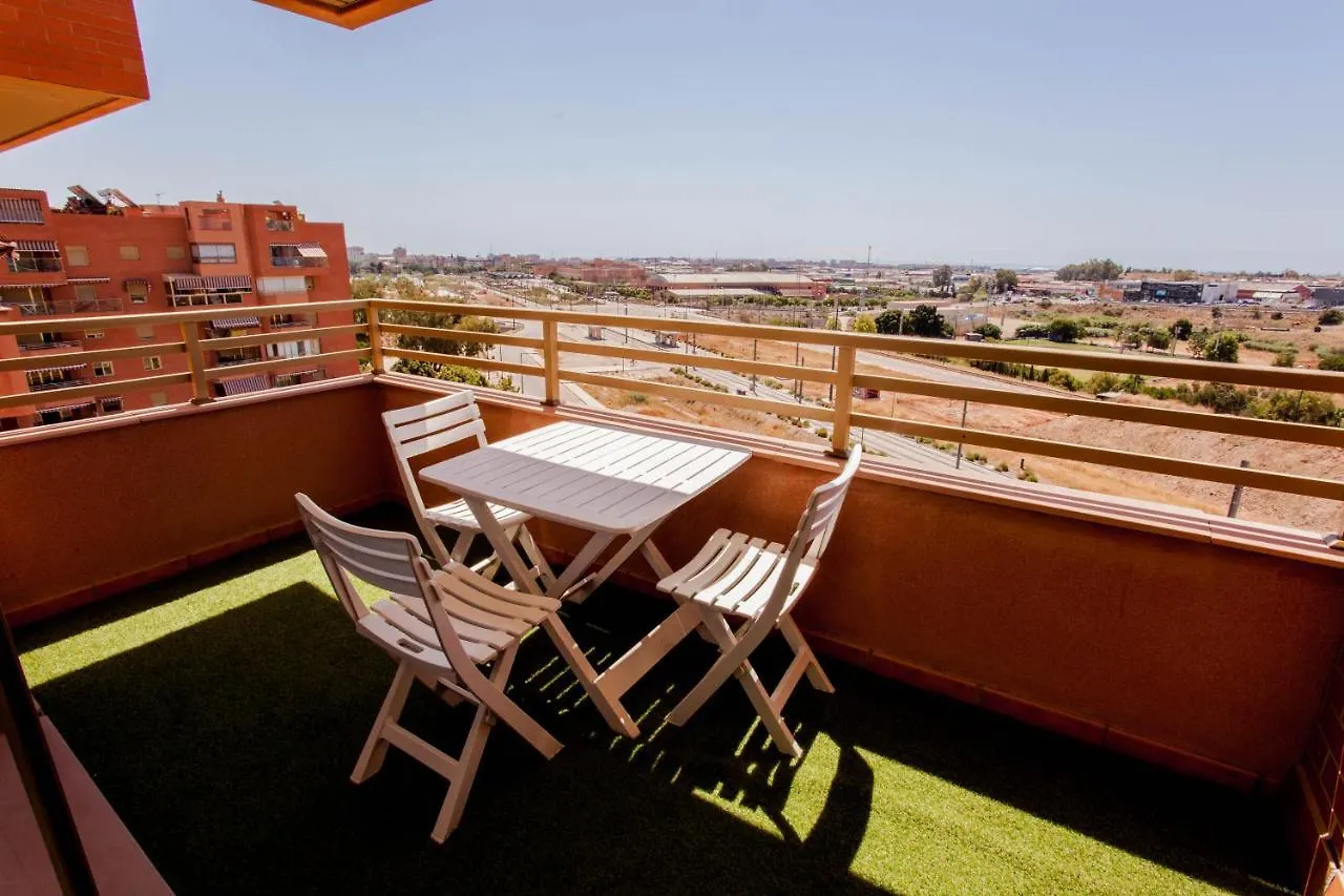 Apartamento Apartamento Teatinos, Metro, Free Parking & Pool Málaga